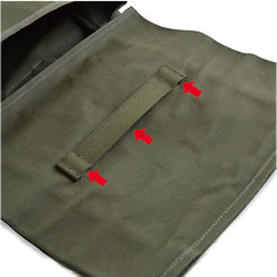 軍綠色軍裝背包