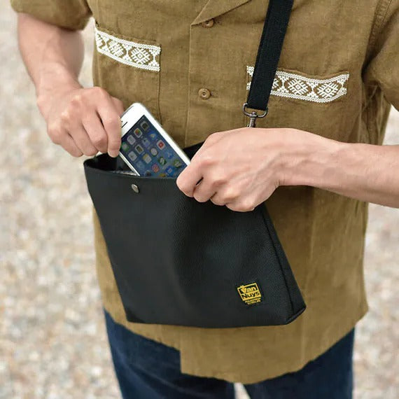 薄身輕盈版斜背包